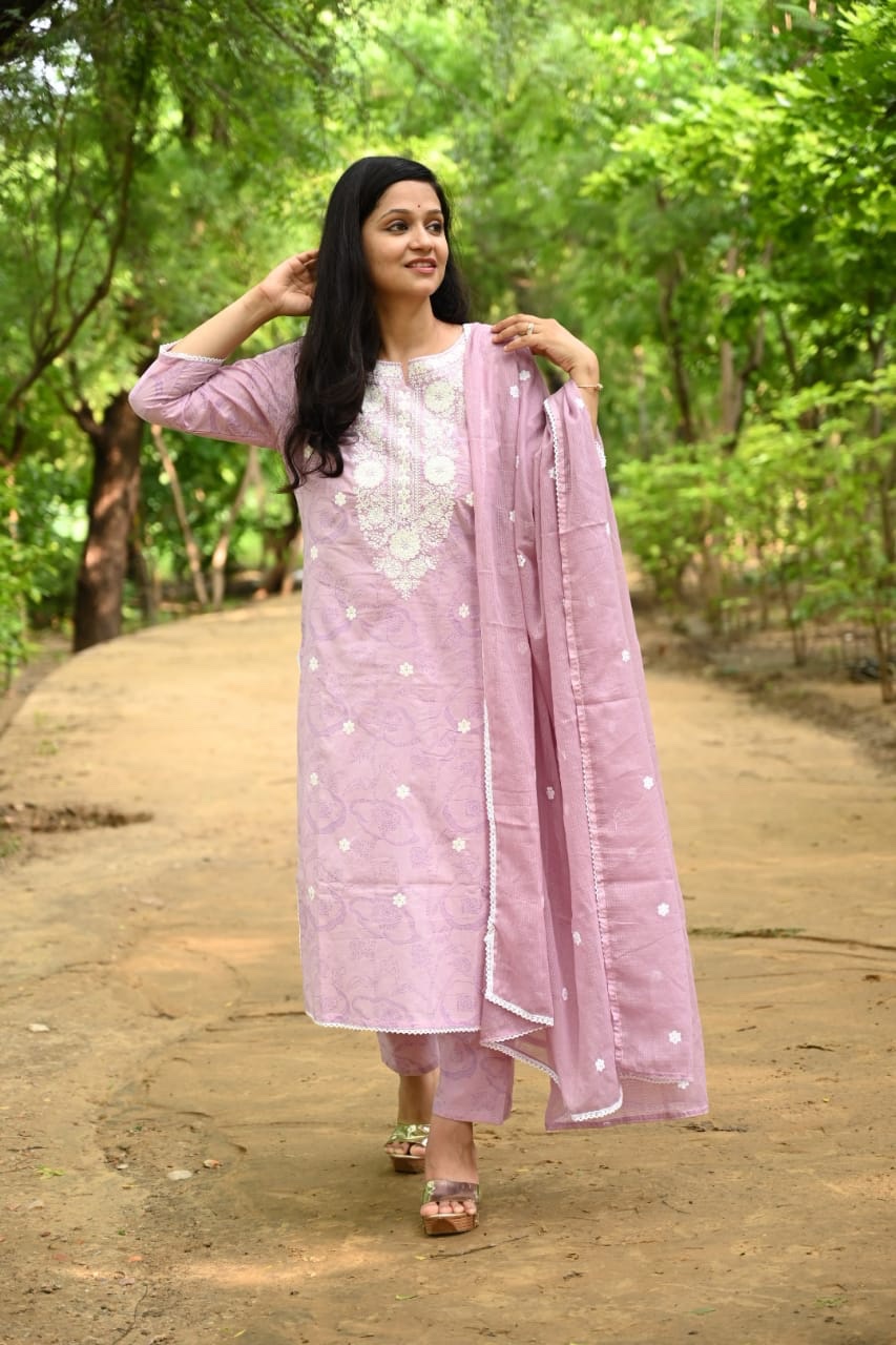 5870295c-5e5f-4a71-a90e-5e423155bd84-2